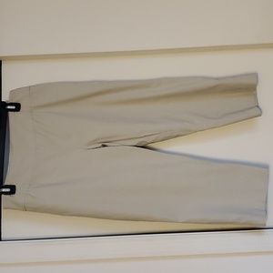 New Directions Stretch Cropped Khaki Pants